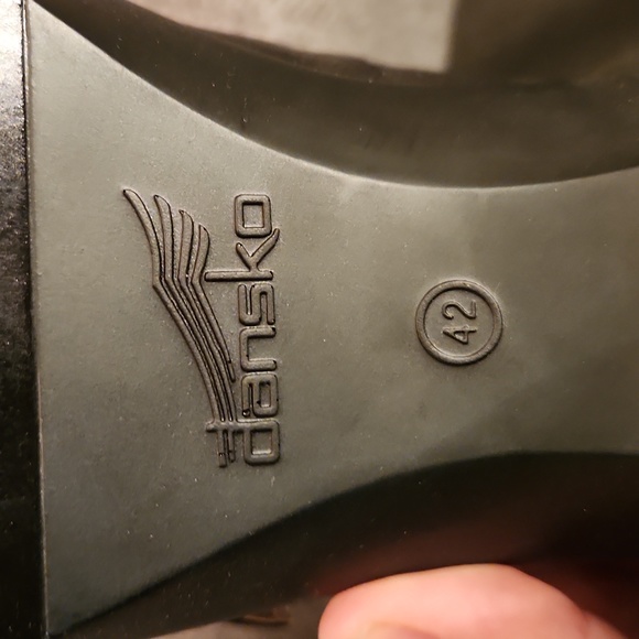 Dansko Mary Jane Clogs💥 - Picture 3 of 3